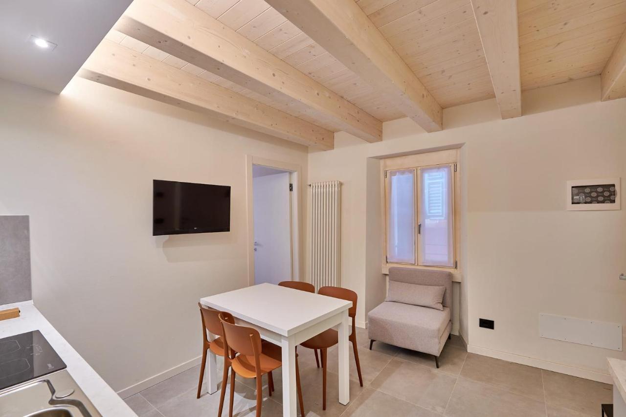 Apartmentsgarda - Residenza Mercanti 외부 사진